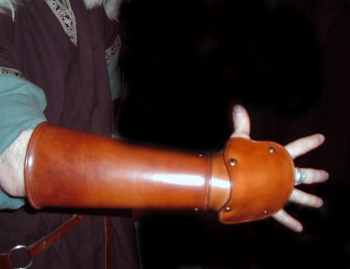 Bracelet en cuir articul�
