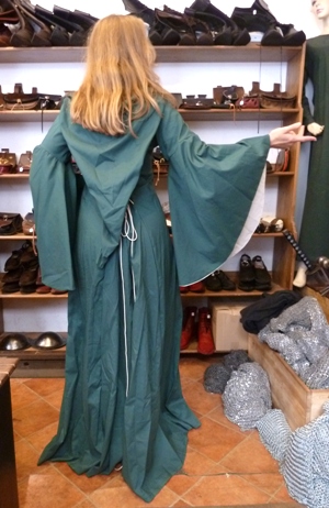 robe m�di�vale
