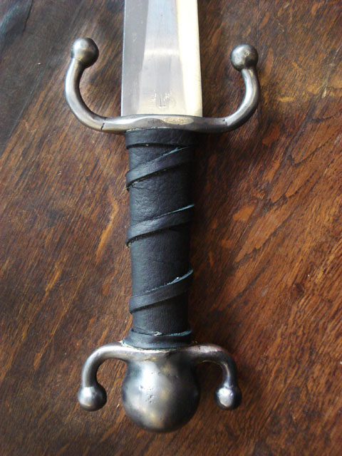 épée celte longue