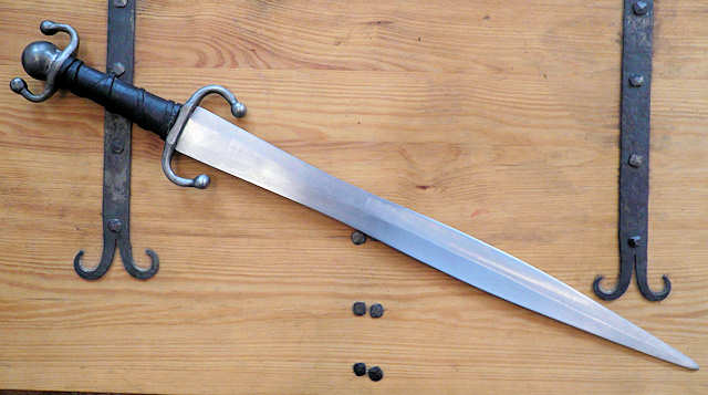 épée celte courte
