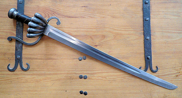 sabre pirate