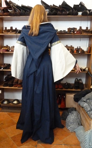 robe m�di�vale