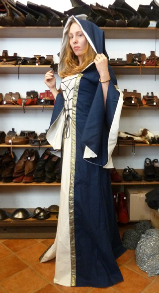 robe m�di�vale